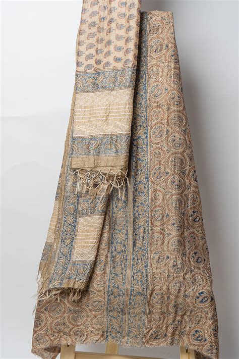 Paisley Block Print Suit with Handcrafted Traditional Detailing and Gr ...