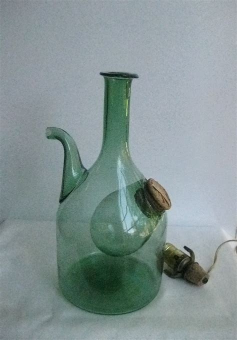 Vintage Wine Decanter With Handle at Dominic Chumleigh blog