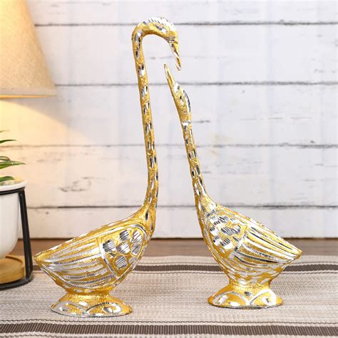 Buy Amazon Brand - Umi Golden White Metal Swan Love Birds Pair ...