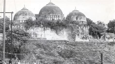 Mosque invaluable, even 500 acres unacceptable: Sunni Waqf Board lawyer ...