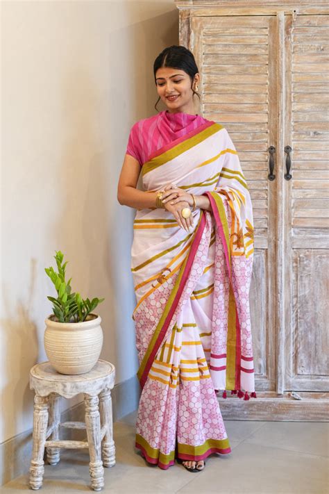 Pink Daydreams Hand Block Print Mulmul Cotton Saree – Moora