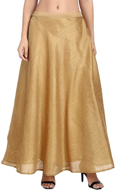 17 Stunning Skirts You'll Want To Wear This Autumn And Winter