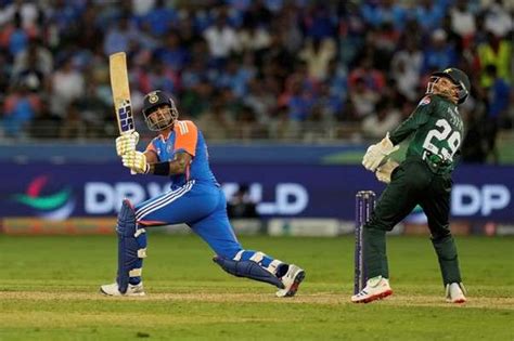 Asia Cup 2025 : Sunil Gavaskar slams Suryakumar Yadav for his ...