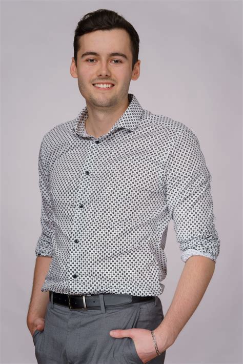 Using Bookmarks in Power Bi 的图像结果