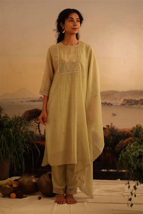 Sage Green Flamingo – TATWA