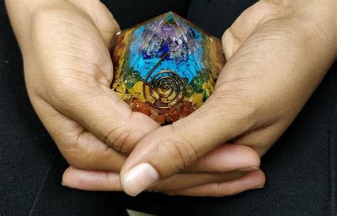 My Life Transforming Experience using an Orgonite Pyramid with 7 Chakr ...