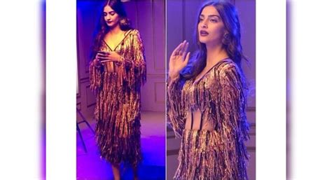 Sonam Kapoor: Sonam Kapoor looks fringe-tastic in this trendy glamorous ...
