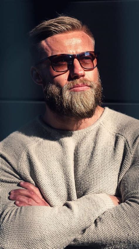 10 Attractive and Trendy Full Beard Styles for Men