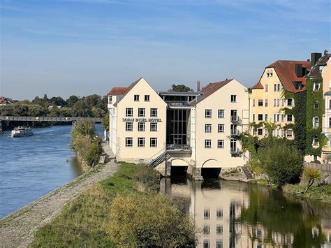 SORAT INSEL-HOTEL REGENSBURG - Hotel Reviews, Photos, Rate Comparison ...