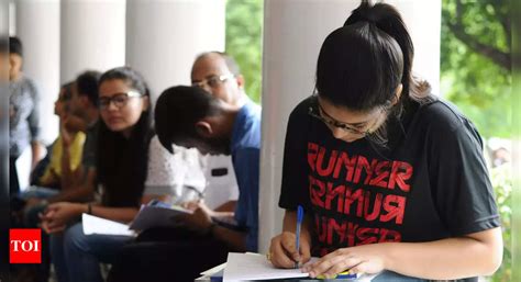 Women beat men by 2 lakh in NEET applications - Times of India