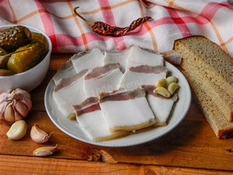Сало в банке с чесноком в рассоле рецепт с фото пошагово - 1000.menu