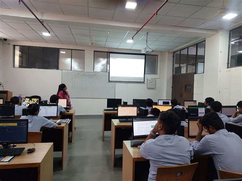 B.Tech in Artificial Intelligence (AI) and Machine Learning (ML )