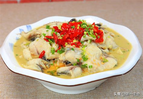 【酸菜鱼的做法步骤图，酸菜鱼怎么做好吃】Wu吴小厨_下厨房