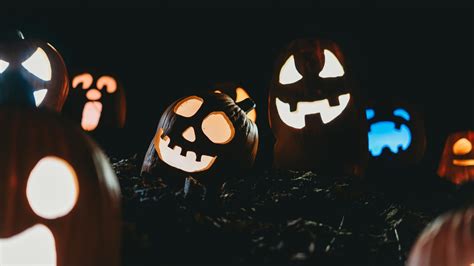 Jack-O'-Lantern Parade - AGG
