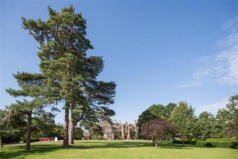 HARTSFIELD MANOR, BETCHWORTH - Hotel Reviews, Photos, Rate Comparison ...