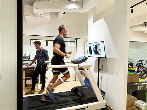 Pain on Top of the Foot Causes and Podiatry Solutions