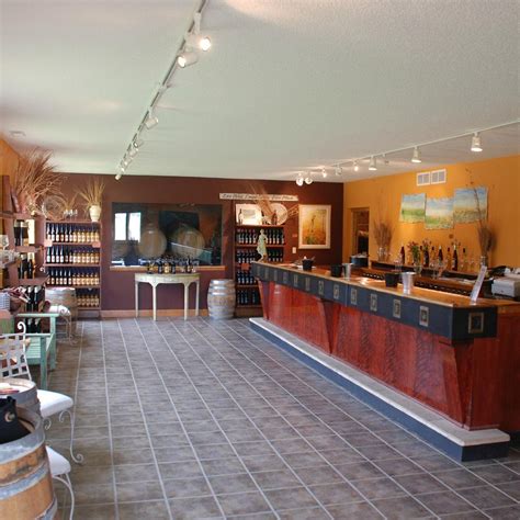 Prairie Moon Winery and Vineyards (2026) - All You MUST Know Before You ...