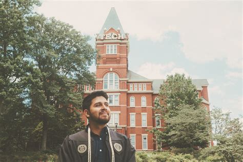 Georgia Tech Graduation 的图像结果