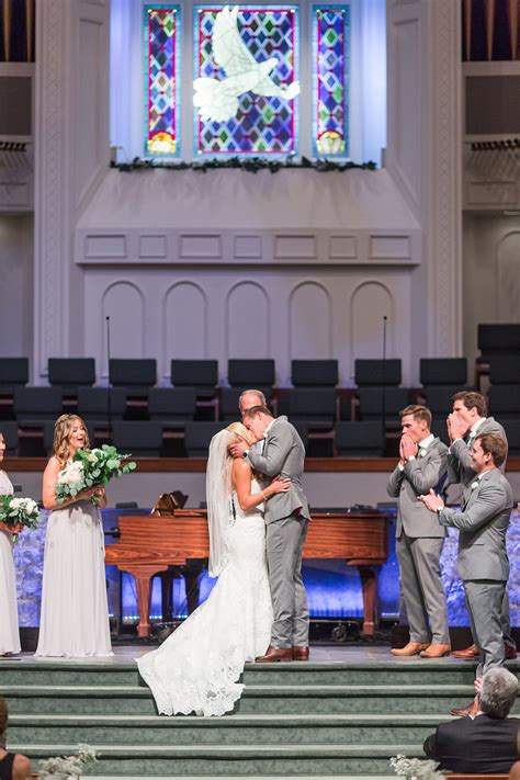 Hyde Park Baptist Church Wedding Photos | Austin, TX | Hunter & Sheridan