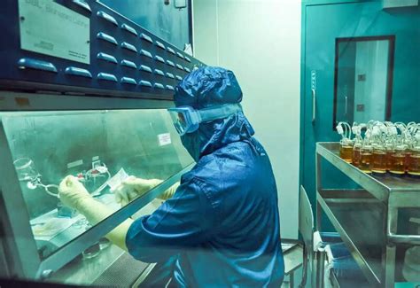 Pfizer's corona vaccine wins next round | फाइजर के कोरोना वैक्सीन को ...