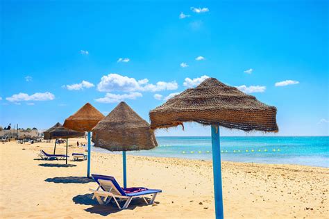 10 Best Beaches in Tunisia - What is the Most Popular Beach in Tunisia ...