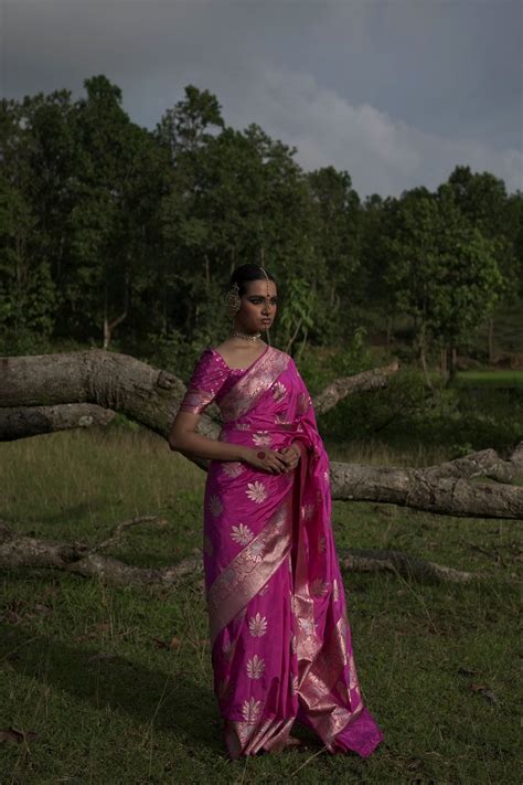 Mridangini Saree - Buy Fuschia Pink Katan Silk Banarasi Saree | Huts ...