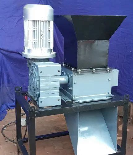 Plastic Shredder - Pharma Waste Shredder Machine Manufacturer from Vasai
