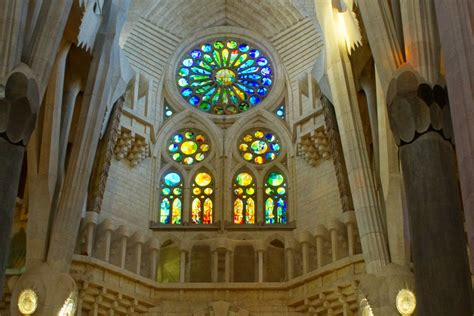 La Sagrada Familia In Barcelona | Flamingo Transworld