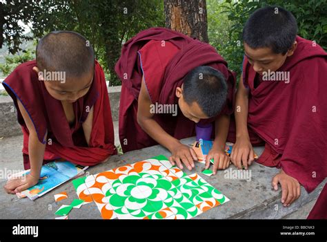 Monk thinking hi-res stock photography and images - Alamy