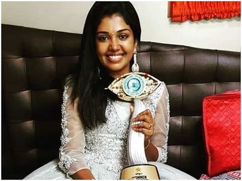 Bigg Boss Tamil 2 Winner: Riythvika wins the title - Tamil Bigg Boss 2 ...