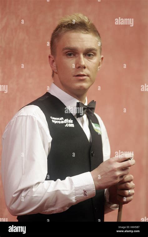 Paul hunter world snooker championships hi-res stock photography and ...