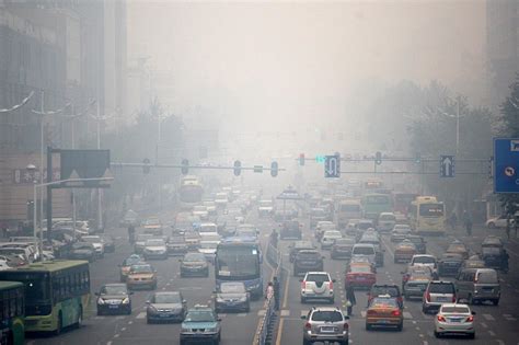 After red alert level smog, Beijing implements odd-even scheme