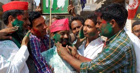 Headlines: Samajwadi Party, Bahujan Samaj Party win bye-polls in Uttar ...