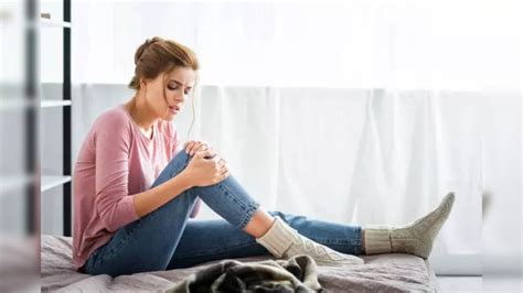 Surprising reasons for knee pain! Check home remedies, relief exercises ...