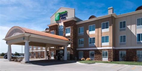 Wichita Hotels | Top Hotels in Wichita, Kansas by IHG