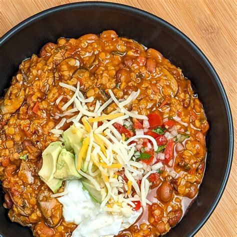 Vegetarian Chipotle Mushroom Lentil Bean Chili - Just Maika Cooking
