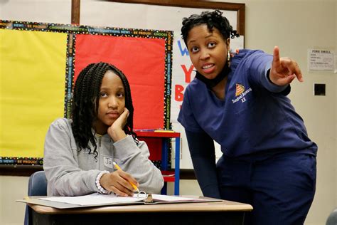 After-school program introduces Philly kids to nursing - WHYY