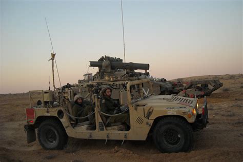 Download wallpaper soldier, desert, military, weapon, sand, armored ...