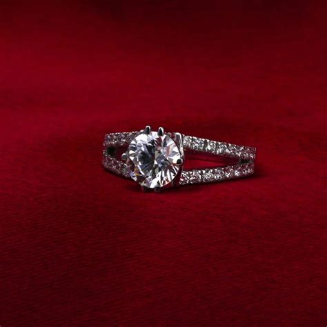 Reia Lab Grown Diamond Jewellery 14 KT White Gold Split Ring
