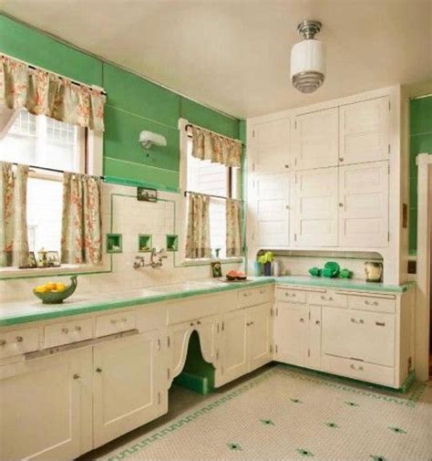 Now who wouldn’t love this 1930s kitchen. May need some updated ...