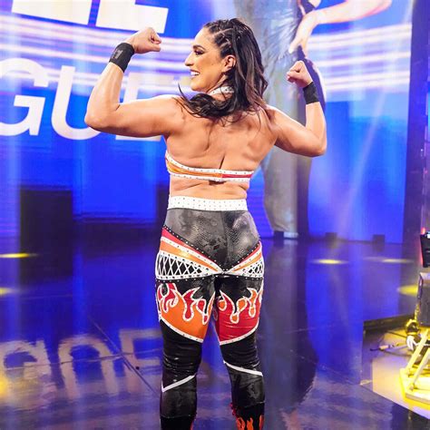 [100+] Fondos de fotos de Rhea Ripley | Wallpapers.com