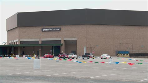 Health department to ramp up vaccine distribution in Louisville ...