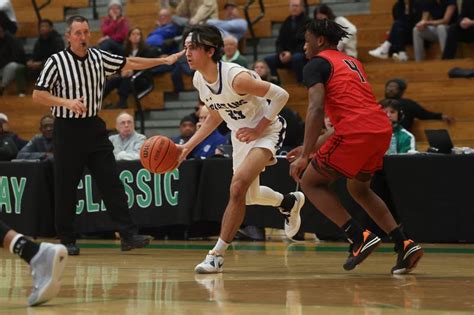 Photos: Bolingbrook vs. St. Francis Boys Basketball – Shaw Local