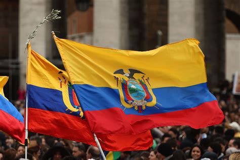 Fly Breeze 3x5 Foot Ecuador Flag - Anley Flags