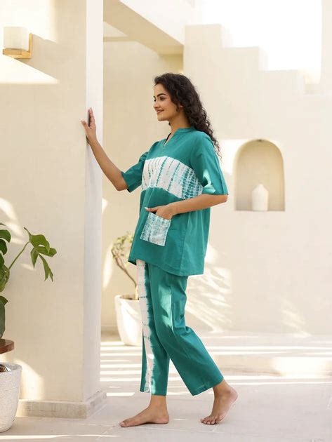 TEAL Tye & Dye Night suit – Sanskruti Homes