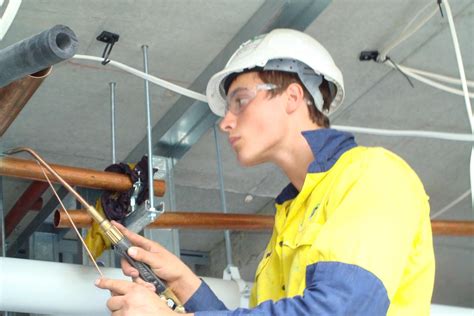 100,000 Wage Subsidy Places vital for recovery - NAAA