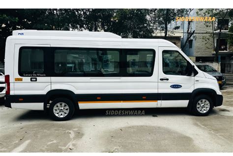 Urbania 16 Seater Rental in Bangalore | Siddeshwaratravel