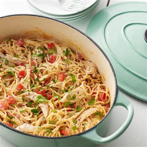 One-Pot Chicken Spaghetti Recipe | Samsung Food App