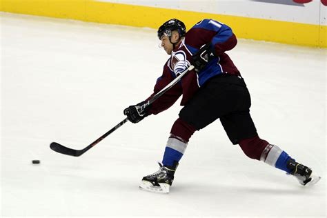 Colorado Avalanche: Jarome Iginla's Midseason Grade