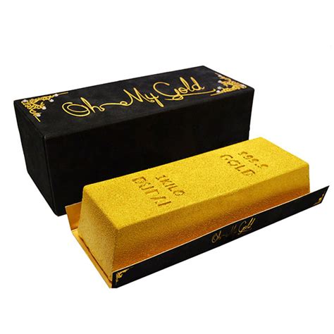 Send Oh My Gold Cake Online - FNPCHCK01CHR16 | Giftalove